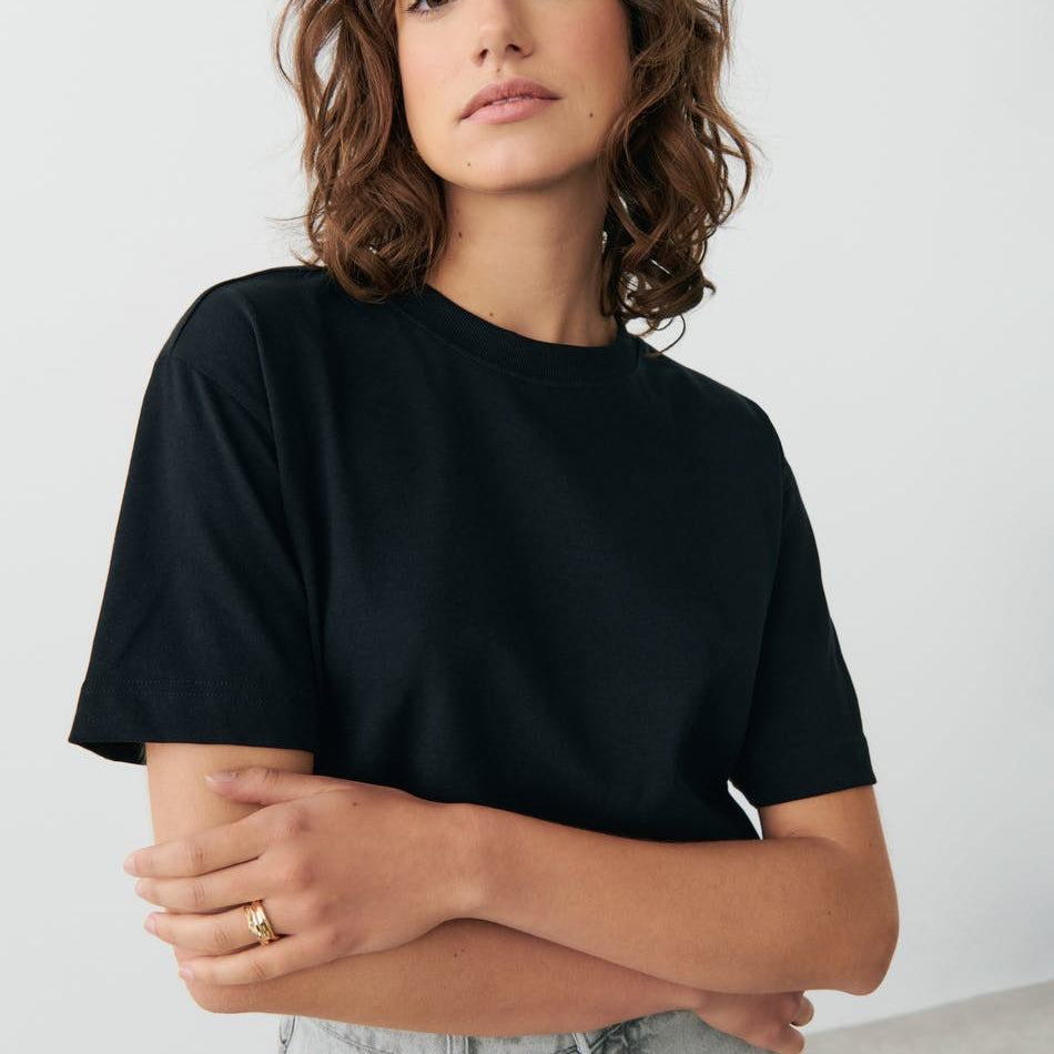 The Effortless Aura Cotton Tee